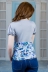 футболка "Лана"серый+голубые цветы. в интернет-магазине
